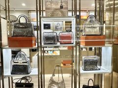 -109度二手奢侈品手表包包珠宝回收(新天地店)