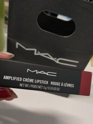 -M·A·C