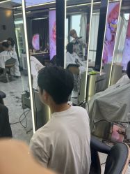 -藤野造型烫发染发