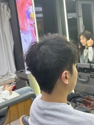 -藤野造型烫发染发