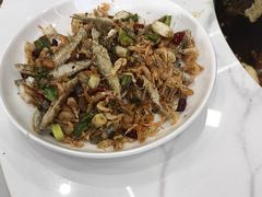 -丹水桥地锅鱼·翘嘴鲌·地方特色全鱼宴(丹江口大坝店)