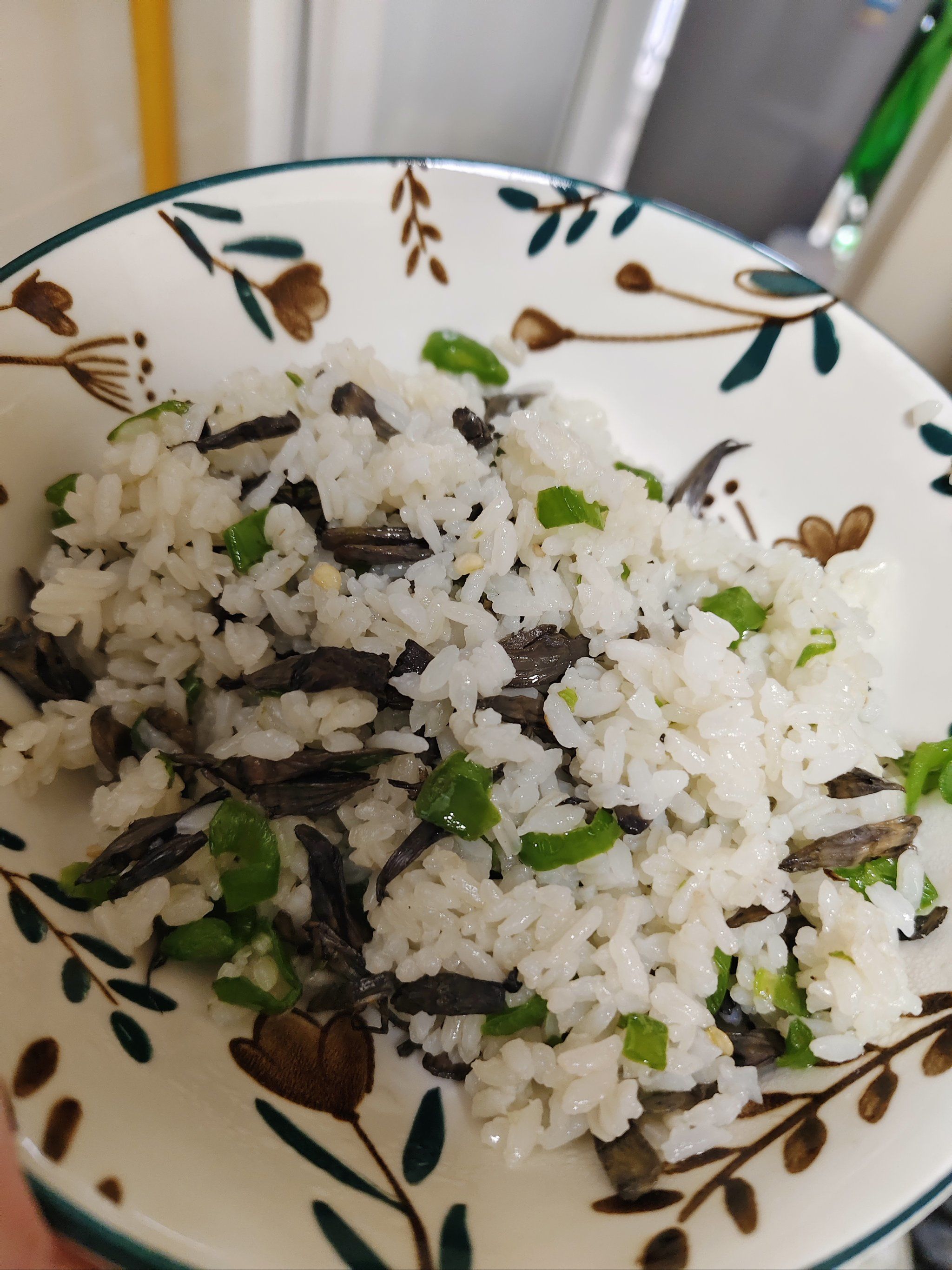 今年第一口干巴菌炒饭