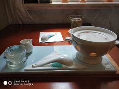 -燕庭·纯燕窝·甜品下午茶(南京西路店)