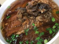 -老西白点心店