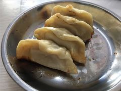 -黄阿姨锅贴大王(万航渡路店)