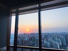 -上海龙之梦万丽酒店