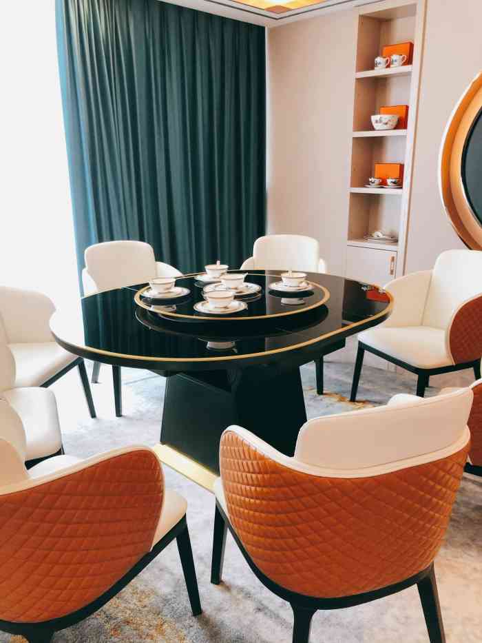 芳颜美容心境馆-"路过看到这里新开了一个美容店 还记得曾经.