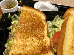 -The Habit Burger Grill 哈比特汉堡(复兴soho店)