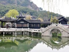 -灵岩山风景区