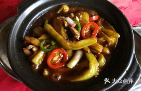 Salted Fish and Pork Stir-fried Eggplant Stew