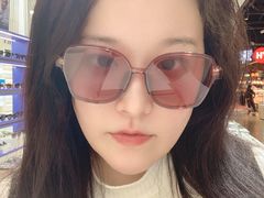 -美式眼镜·授权蔡司.依视路.尼康.豪雅.明月(南翔印象城店)