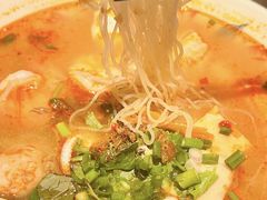 -大头虾越式风味餐厅(光明广场店)