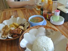 -Warung Babi Guling Ibu Oka 3