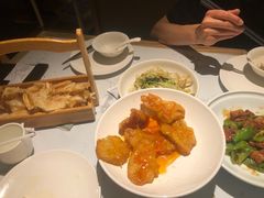 -关东小磨东北菜(漕河泾印象城店)