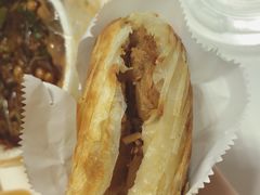 -荀记肉夹馍(三八家乐福店)