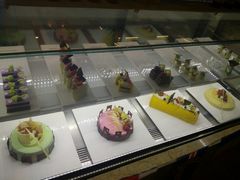 -大中华希尔顿酒店-念自助餐·嗨啤·小龙虾
