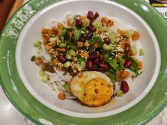 -百春原湖南牛肉粉(百联世纪店)