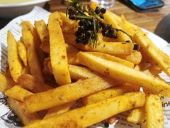 -1886德国汽车餐厅(外滩十六铺码头店)