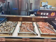 -黑金·寻焰自助百汇·烤肉·火锅(中街店)
