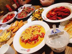 -叶派龙虾•招牌香辣蟹·海鲜(中海国际店)