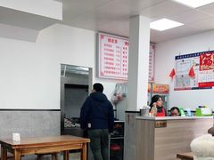 -何记酿皮店(西流湾店)