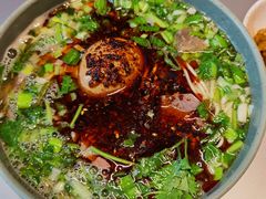 -臻老板牛肉面(光华路SOHO店)