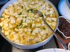 手工蟹粉旺豆腐-红厨巷·淮扬菜(熙南里店)