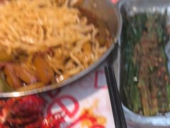 -老班长·小龙虾·鲜货烧烤大排档(金街美地店)