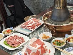 -楼外楼大刀肉传统火锅居(博学路店)