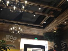 大堂-雨舍咖啡(汉神购物广场咖啡街区店)