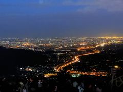 -鬼笑石后山停车场