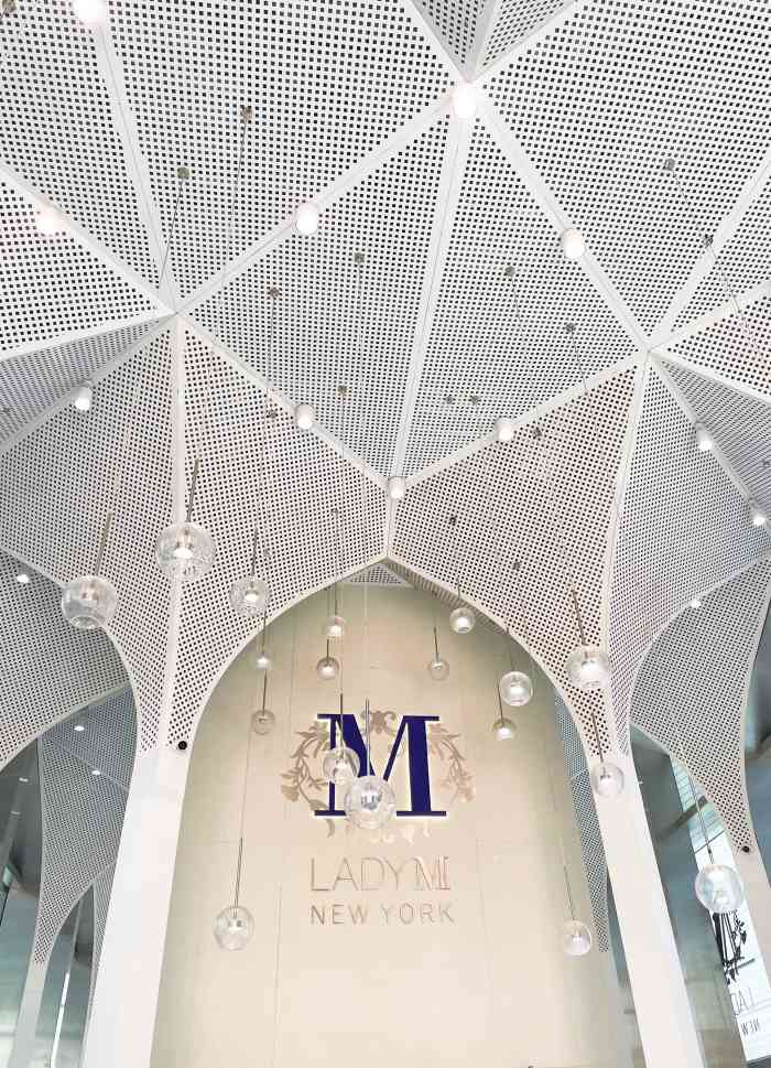 lady m(深圳湾万象城店)-"下班来深圳湾万象城的 ladym 买个糖.