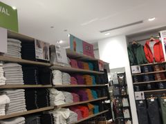 -优衣库(南京建邺万达广场店)