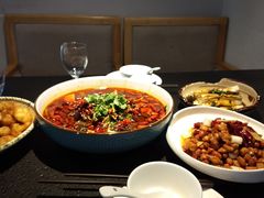 -万重锦·人文川菜馆(骡马市店)