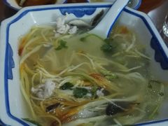 三丝酸辣汤-老山记海城馅饼大酒店(振兴小区店)
