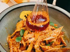 -渔语鱼新川菜Bistro(万象天地店)