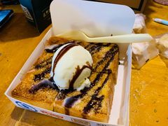 香草冰淇淋厚吐司-阿信厚吐司(曾厝垵店)
