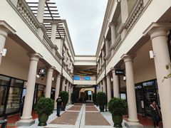 -佛罗伦萨小镇广佛名品奥特莱斯(疏港路店)