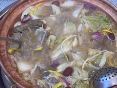 -阿婆情腊排骨火锅(金虹路店)