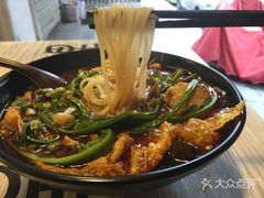 -螺小胖柳州螺蛳粉(钟楼总店)