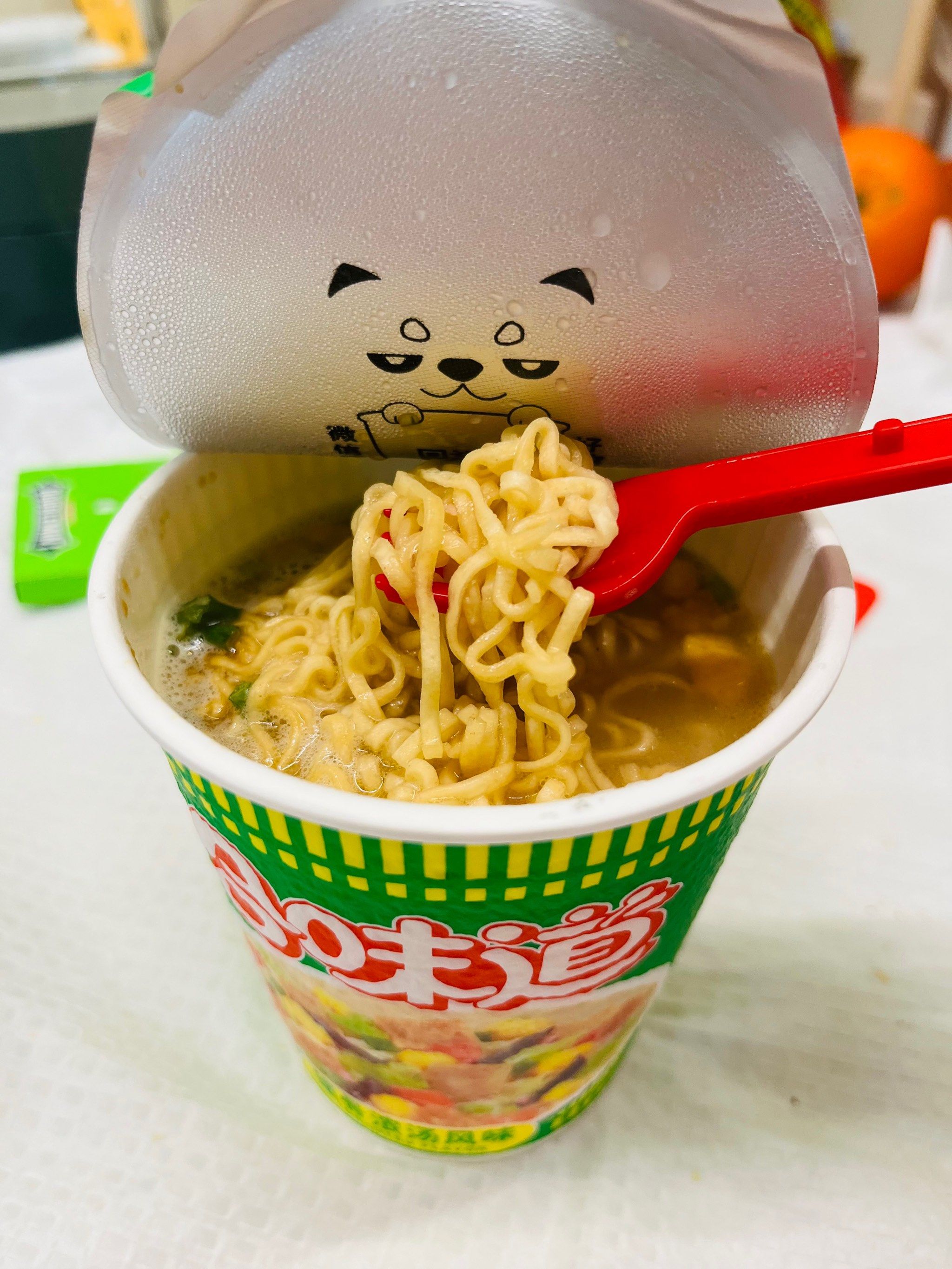 

合味道猪骨浓汤味

净含量:面饼60g

热量