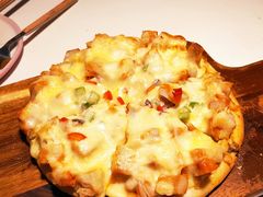 奥尔良鸡肉披萨-秀儿家の小确幸融合西餐厅(万达店)