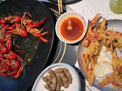 -沪小胖·小龙虾·蓝龙王(八佰伴店)