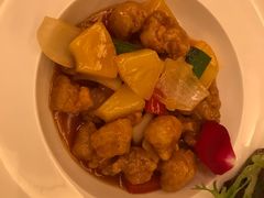 菠萝咕唠虾球-水月周庄铂尔曼酒店-水月荟中餐厅