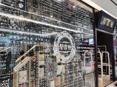-钟书阁(群光广场店)