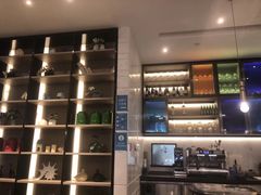 -港丽餐厅(高德置地店)