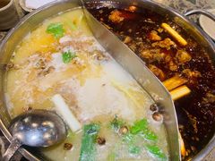 -肖肖酸萝卜鱼火锅(总店)