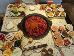 -红九格老火锅(三峡广场店)