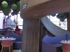 -水桶王国主题餐厅·聚会·生日派对·亲子活动·家庭套餐(亚龙湾希尔顿店)