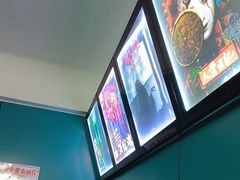 -荒岛实景沉浸密室(江汉路1店)